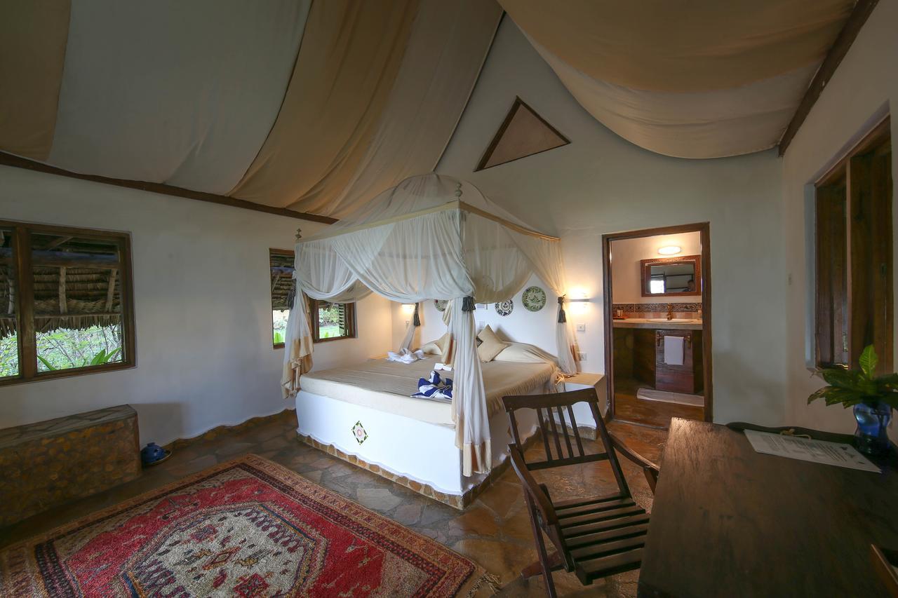 Kinasi Lodge Utende Εξωτερικό φωτογραφία