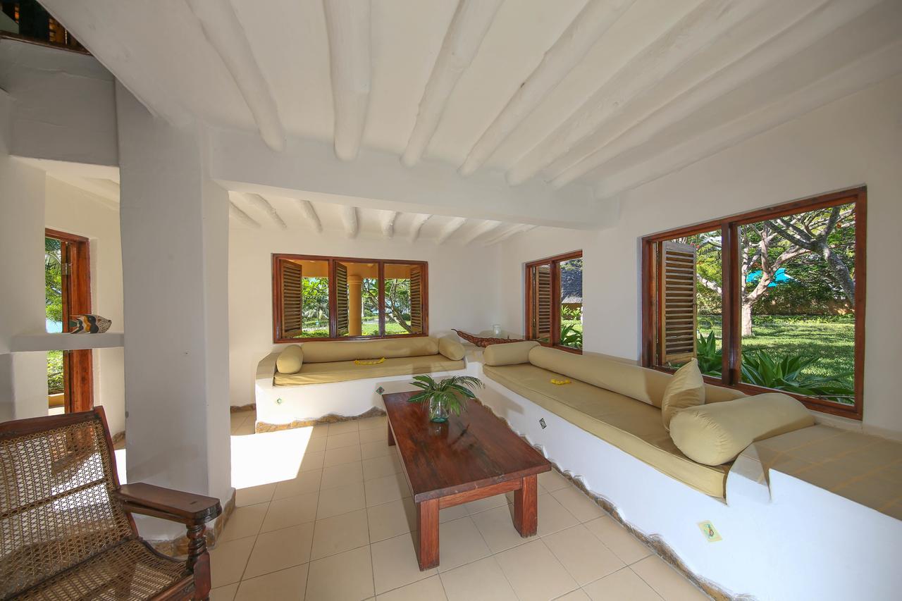 Kinasi Lodge Utende Εξωτερικό φωτογραφία