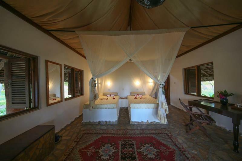 Kinasi Lodge Utende Εξωτερικό φωτογραφία
